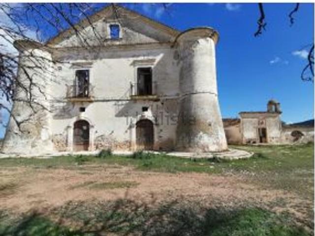 Villetta indipendente in vendita di 384 m² in Contrada Piano