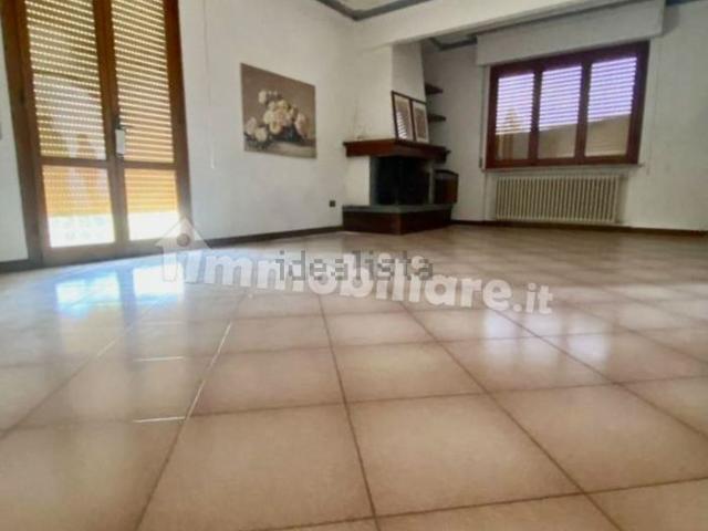 Villetta indipendente in vendita di 385 m² in Via Ripoli