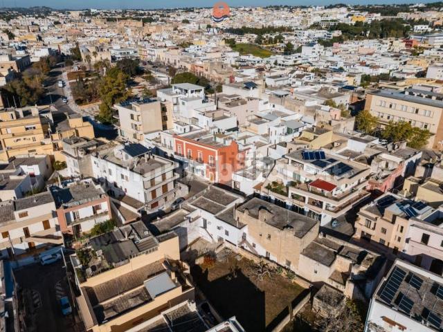 Villetta indipendente in vendita di 386 m² in Via Piave