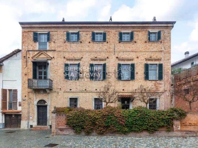 Villetta indipendente in vendita di 387 m² in Via Orti, 11
