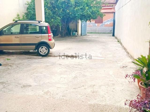 Villetta indipendente in vendita di 390 m² in Corso Europa, 123