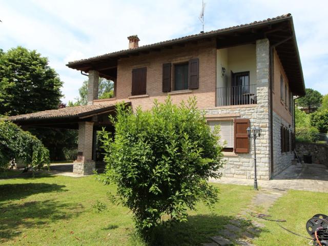 Villetta indipendente in vendita di 390 m² in Strada Provinciale 70