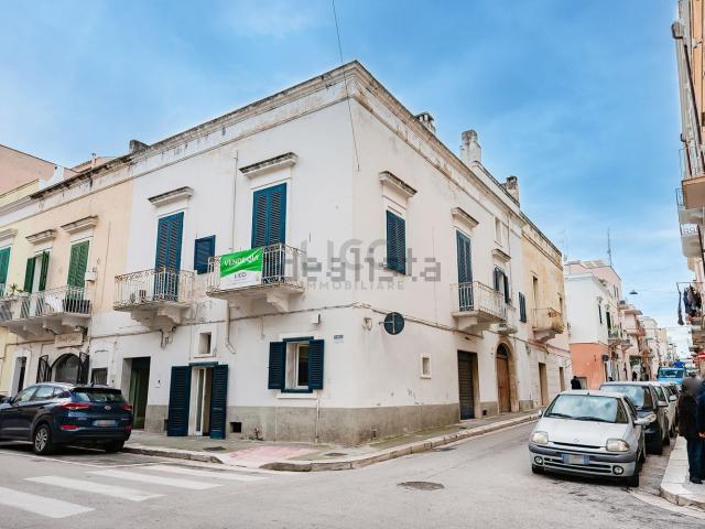 Villetta indipendente in vendita di 391 m² in Via San Martino, 22