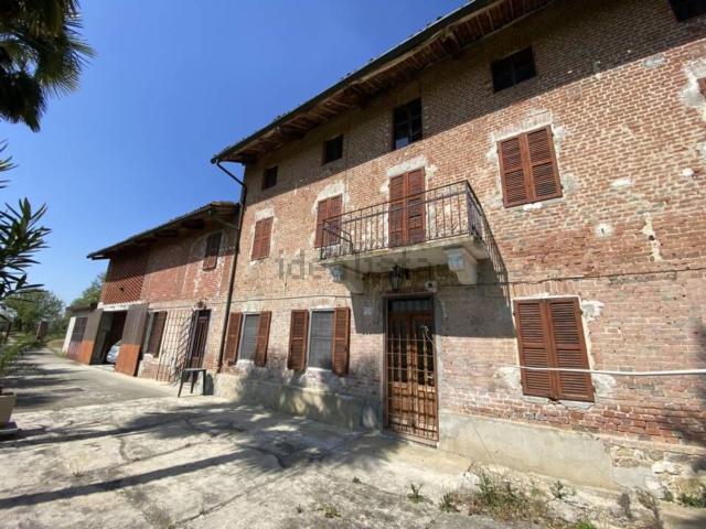 Villetta indipendente in vendita di 393 m² in Frazione Briassa, 24