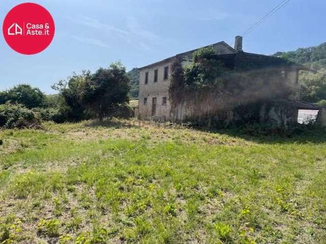Villetta indipendente in vendita di 394 m² in Contrada Montecamauro, 68
