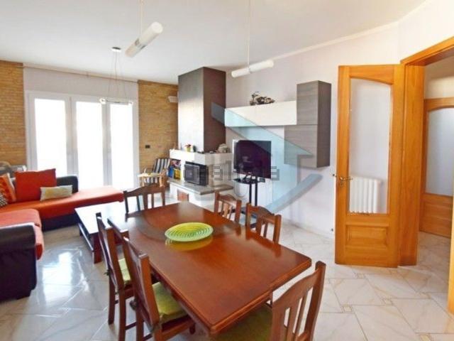 Villetta indipendente in vendita di 394 m² in Corso Italia