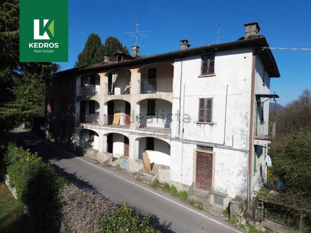 Villetta indipendente in vendita di 399 m² in Via Leggiuno, 19