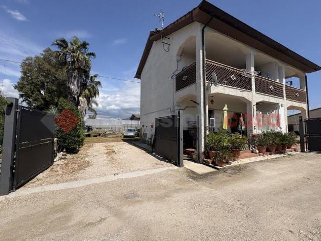 Villetta quadrifamiliare Terracina. Rif.: Cod. rif 3313999VRG