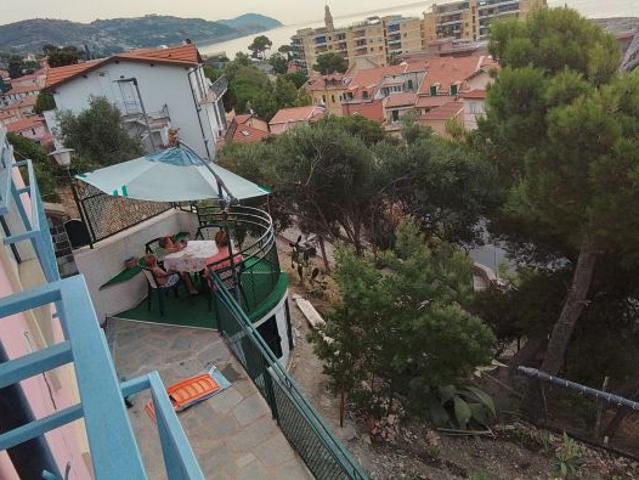 Villetta sul mare in vendita pr imperia