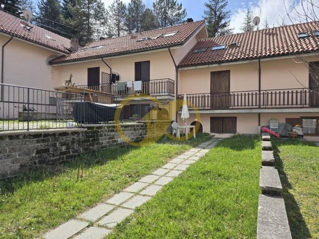 Villette a schiera in vendita a Fiastra