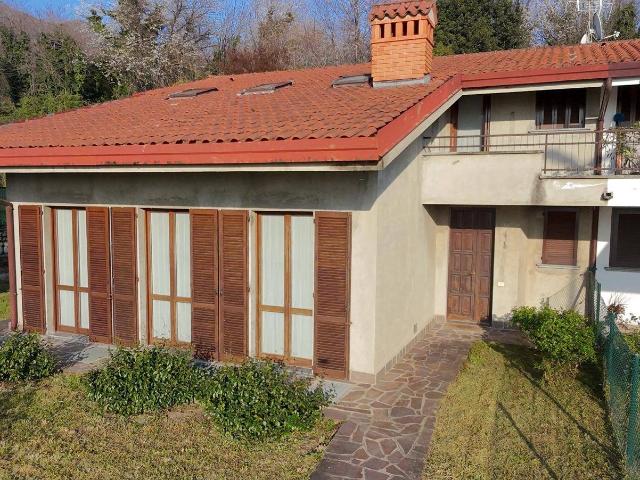 Villette a schiera in vendita a Galbiate