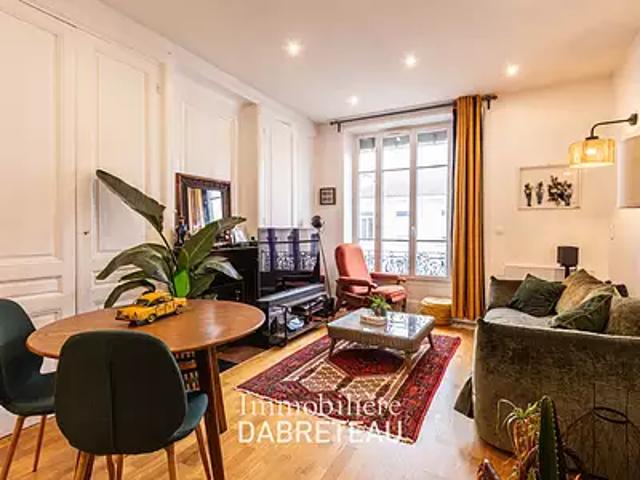 Villeurbanne 69100 Achat / Vente appartement 3 pièces t3 au dernier étage cave