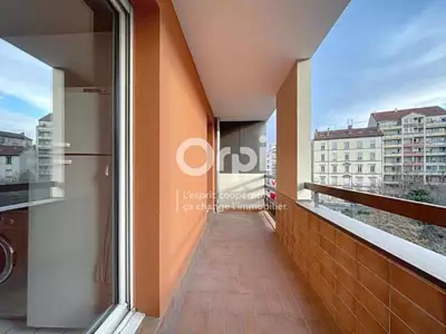 Villeurbanne 69100 Achat / Vente appartement 2 pièces t2 cave balcon