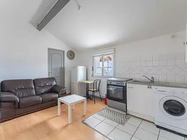 Villeurbanne 69100 Achat / Vente appartement 2 pièces t2 au dernier étage