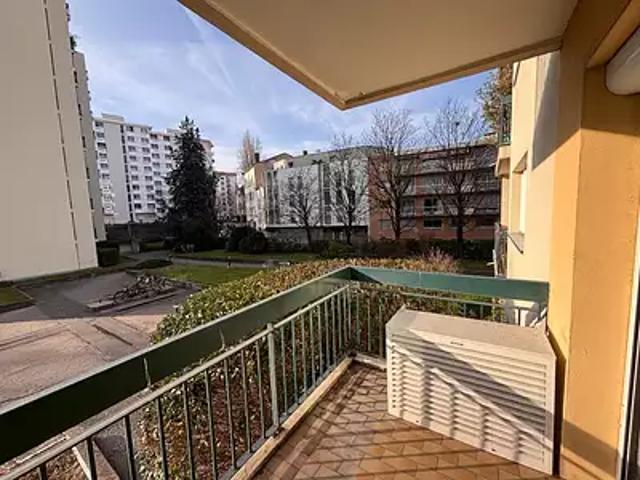 Villeurbanne 69100 Achat / Vente appartement 5 pièces t5 cave balcon