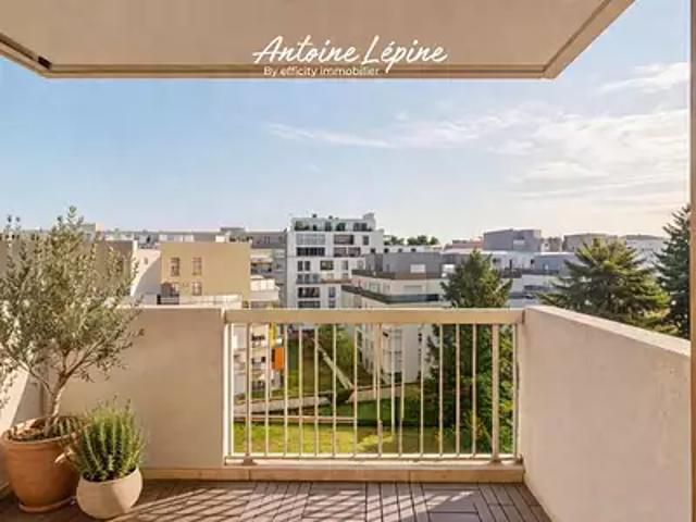 Villeurbanne 69100 Achat / Vente appartement 5 pièces t5 cave balcon