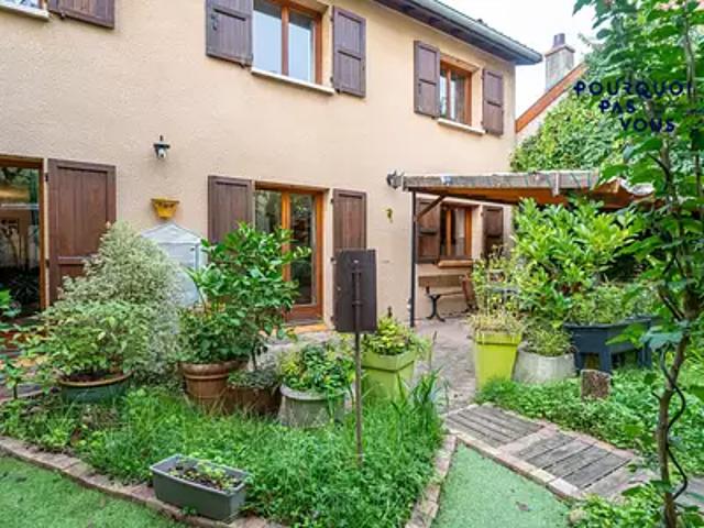Villeurbanne 69100 Achat / Vente maison 6 pièces t6 terrasse parking