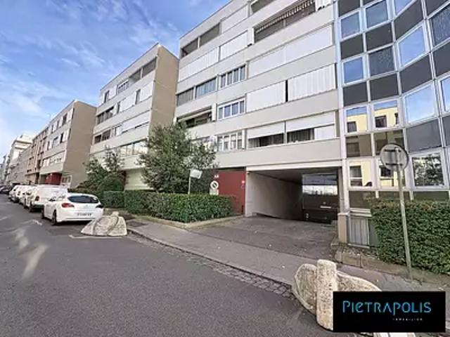 Villeurbanne 69100 Achat / Vente parking