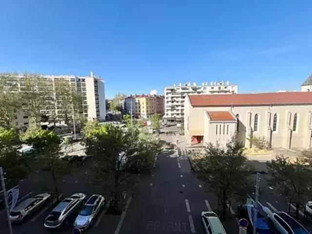Villeurbanne 69100 Achat / Vente parking