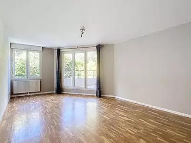 Villeurbanne 69100 Location appartement 3 pièces t3 terrasse
