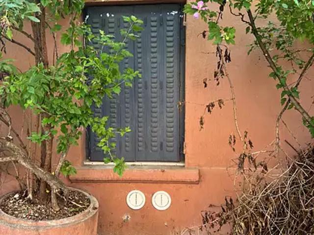 Villeurbanne 69100 Location appartement 1 pièce t1 au dernier étage cave