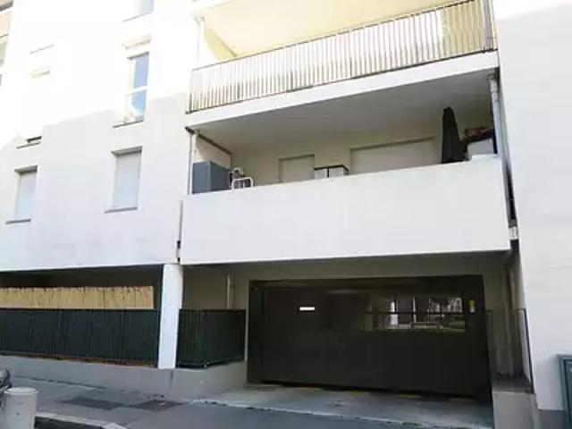 Villeurbanne 69100 Location parking