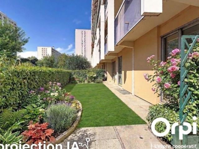 Villeurbanne, à Vendre, T3 en rez de jardin