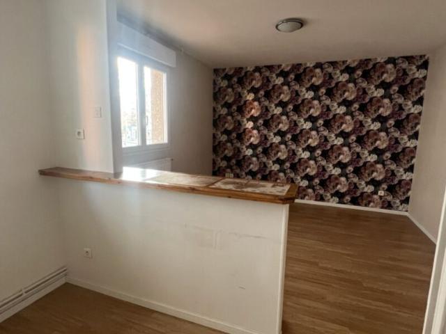 VILLEURBANNE APPARTEMENT T3 NUE 68M2 CHARPENNES Villeurbanne