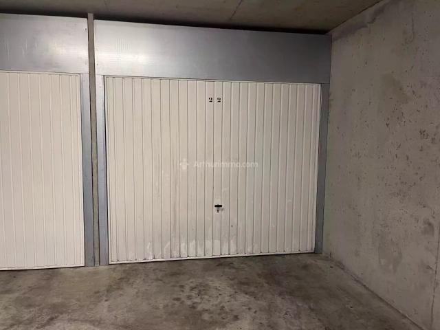 Villeurbanne Location Parking / Garage 69