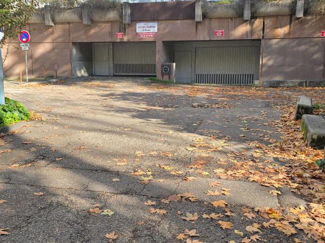 Villeurbanne Location Parking / Garage 69
