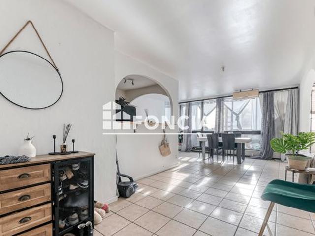 Villeurbanne laurent bonnevay appartement t5