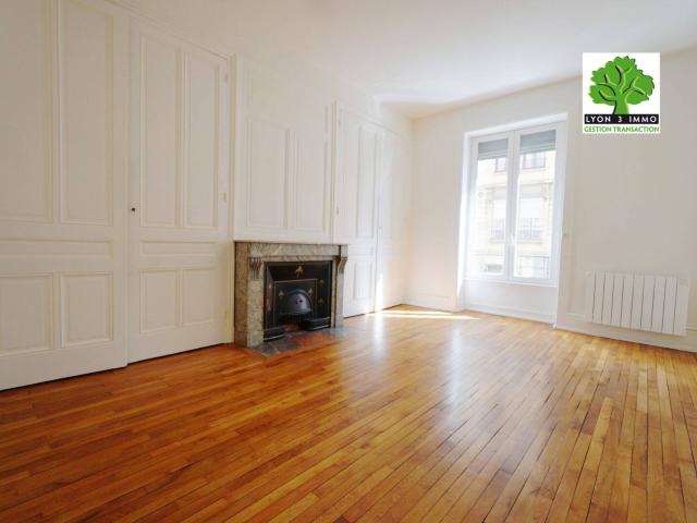 Villeurbanne T3 78m² dans bel ancien
