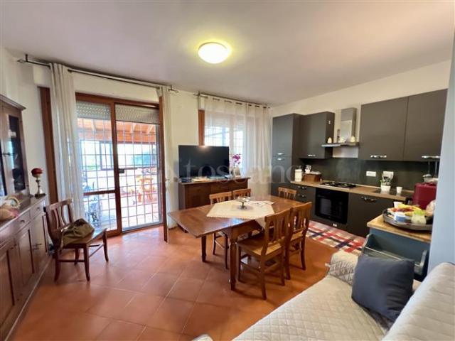 Villino a Schiera di 120 mq a Fregene, Maccarese, Le Vignole Fiumicino