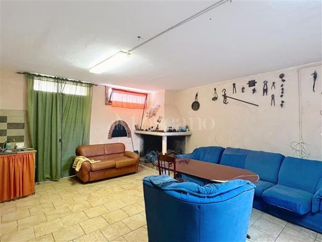 Villino a Schiera di 200 mq a Usini