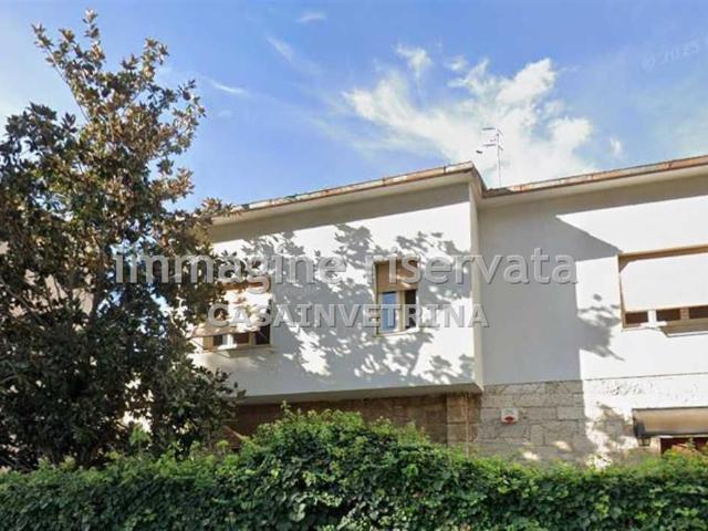 VILLINO in VENDITA a GROSSETO TRIBUNALE di 6 vani