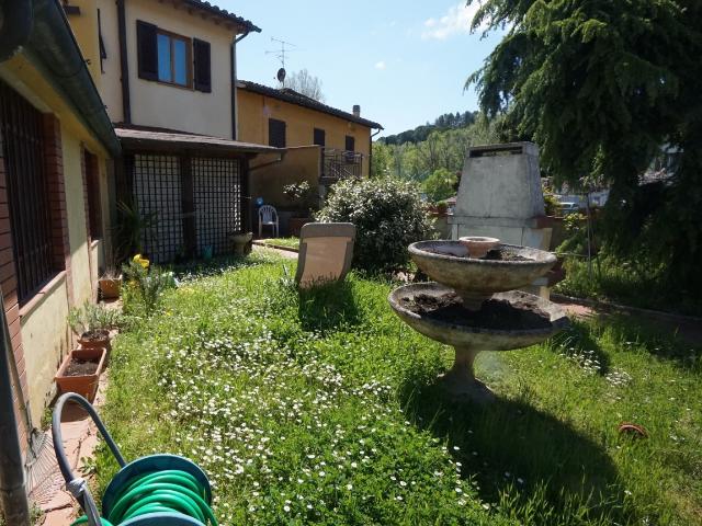 VILLINO in VENDITA a GREVE FERRONE di 5 vani