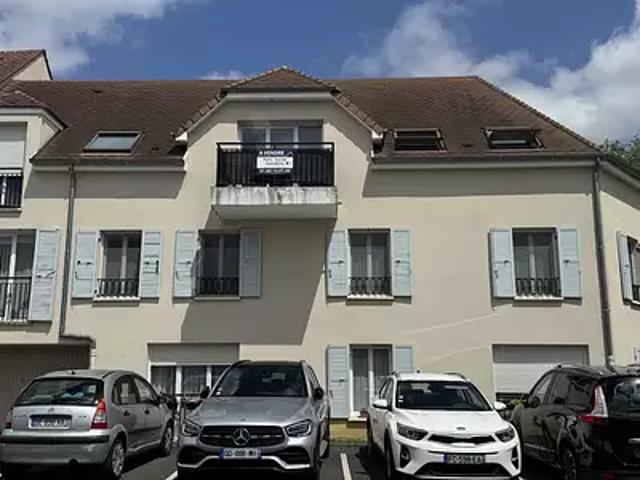 Villiers le Bâcle 91190 Achat / Vente appartement 2 pièces t2 au dernier étage parking