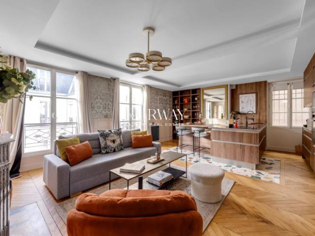 Villiers Saint Augustin – Pied à terre rénové par architecte de 52 m², vaste séjour de 33 m² et plan optimisé