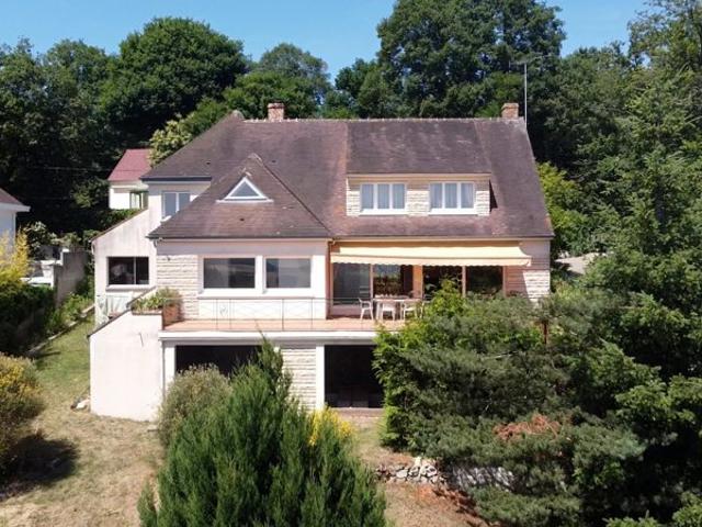 VILLIERS SAINT FREDERIC, PROPRIETE VUE IMPRENABLE.