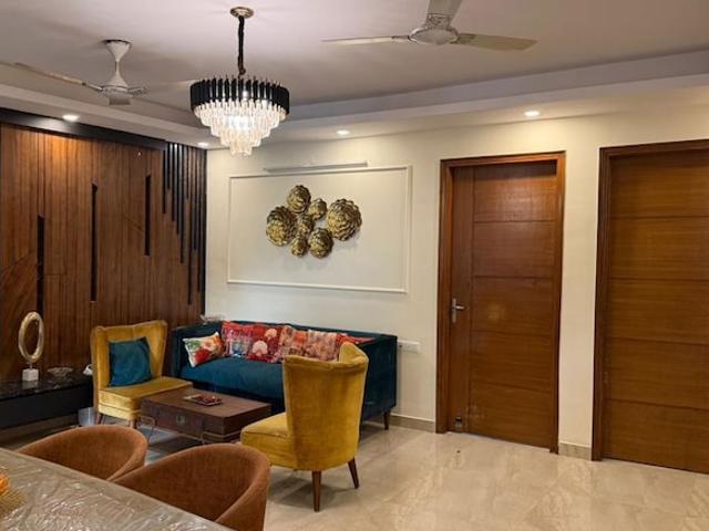 Vipul World Floors 3 Bedroom 1520 Sq. Ft. Builder Floor in Sector 48 Gurgaon Listing ID: #10142