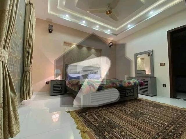 Vip 10 Marla Luxury Furnished Upper Portion Available For Rent In Bahria Town Lahore