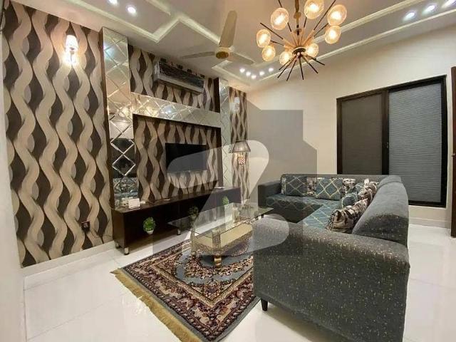 Vip 10 Marla Luxury Furnished Upper Portion Available For Rent In Bahria Town Lahore