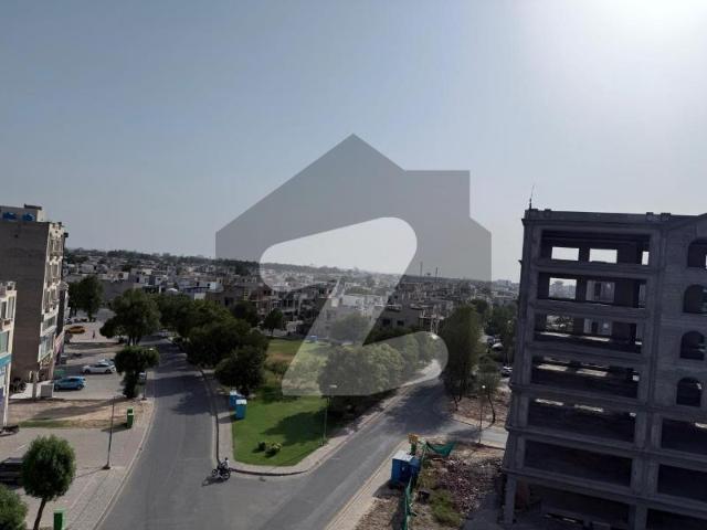 Vip 1 Bedroom Luxury Furnished Apartment Available For Rent In Bahria Town Lahore Bahria Town Sector C