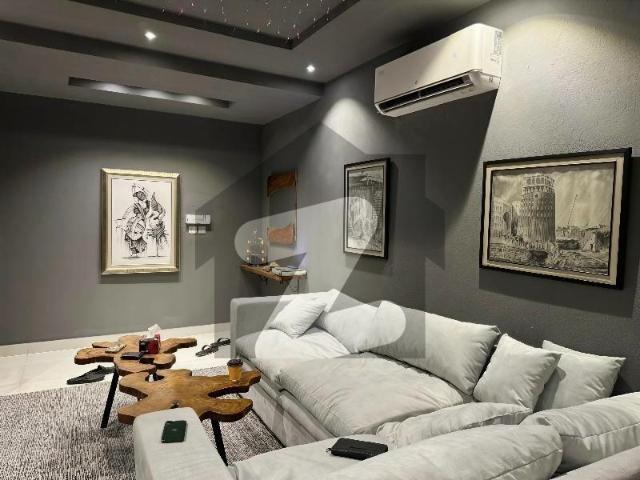 Vip 1 Bedroom Ultra Luxury Furnished Apartment Available For Rent In Bahria Town Lahore Bahria Town Sector C