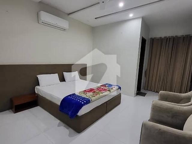 Vip 1 Kanal Luxury Furnished House Available For Rent In Bahria Town Lahore