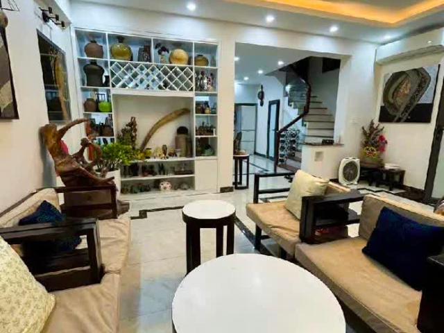 VIP Đào Tấn 7 tầng thang máy full nội thất lô góc 3 mặt thoáng 50m nhỉnh 14 tỷ