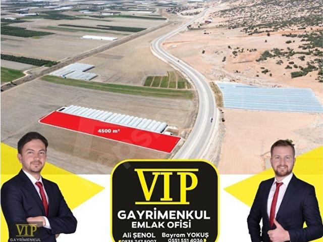 VIP GAYRİMENKUL' den 4500 m Yakaçiftlik ANAYOL Kenarı ARAZİ