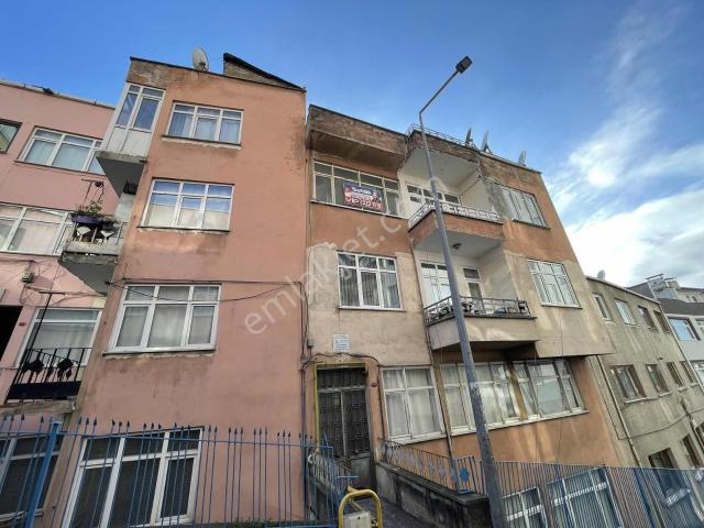 Vip Gayrimenkul'den Yenicuma'da Satılık 2+1 Daire