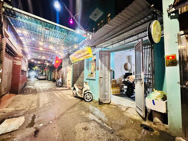 Vip khu vực phú dân xây oto tránh vào nhà nở hậu ngõ thông kinh doanh