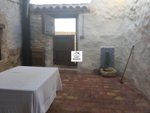 VIP HOME VENDE CASA RUSTICA CON ENCANTO EN LAS CUEVAS DEL MOLINO